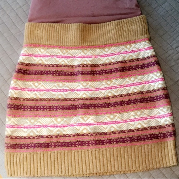 Skirt - Picture 1 of 2